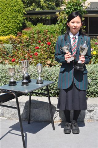 見事主席の学生さん