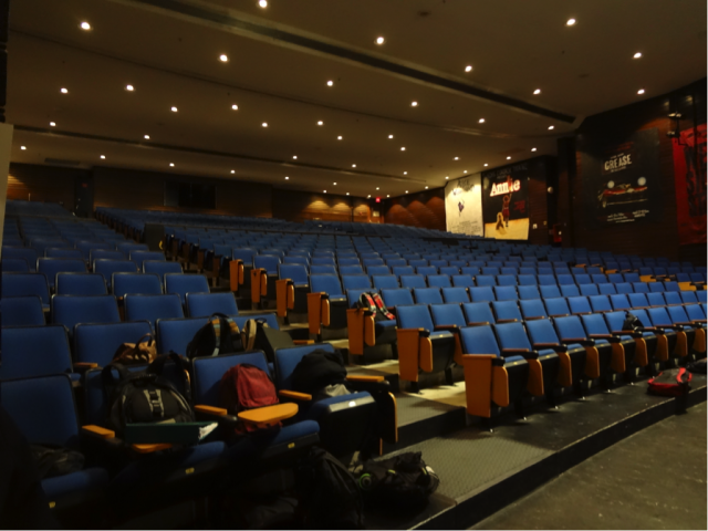 学校のシアター