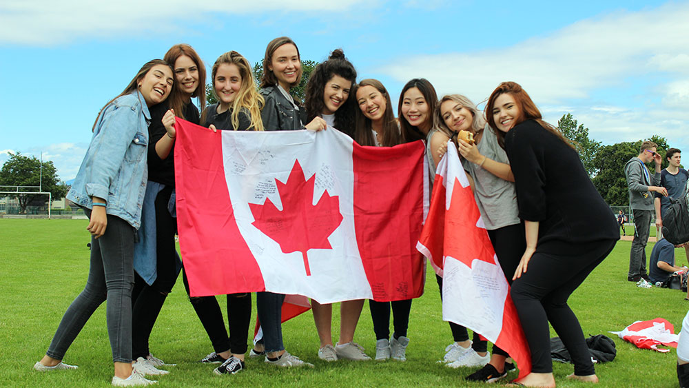 【カナダ留学】カナダ留学の際の単位移行と進級について