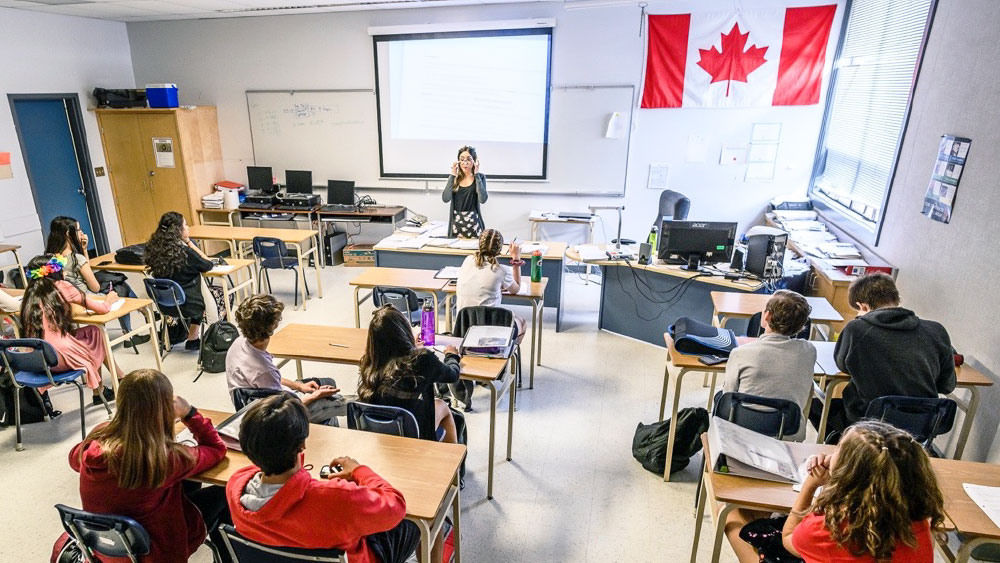 【カナダ留学】英語力はこう伸ばす！ELLプログラムの活用法とスピーキング上達の秘訣