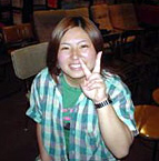 �����@����q����